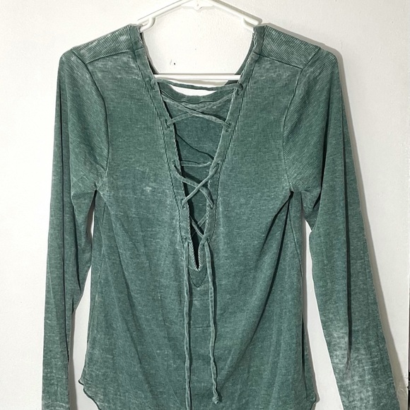 Chasor long sleeve top lace up back women’s distressed green medium - Picture 2 of 4